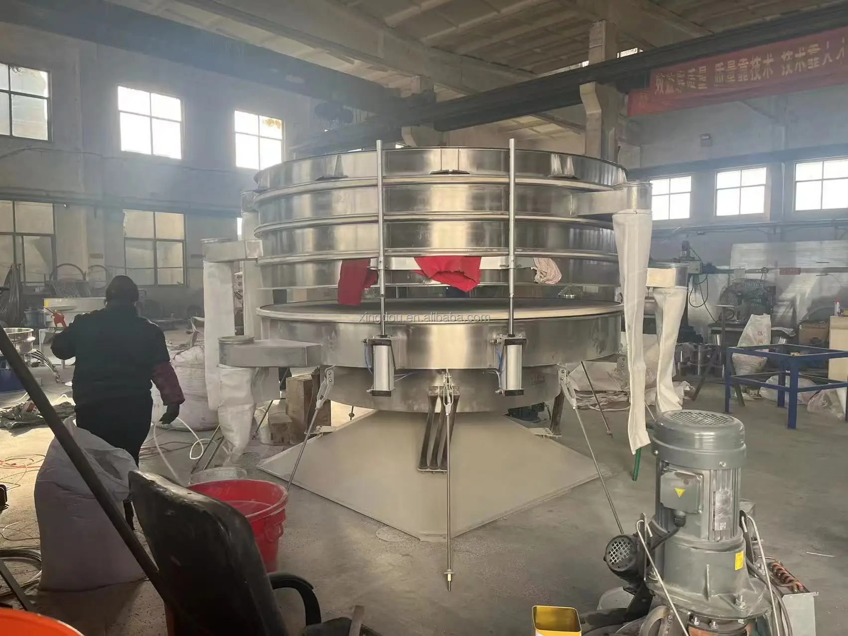 Calcium Carbonate Circular Swing Screen Machine For Granule Grading/Round Tumbler Swinging Gyratory Sieve Equipment