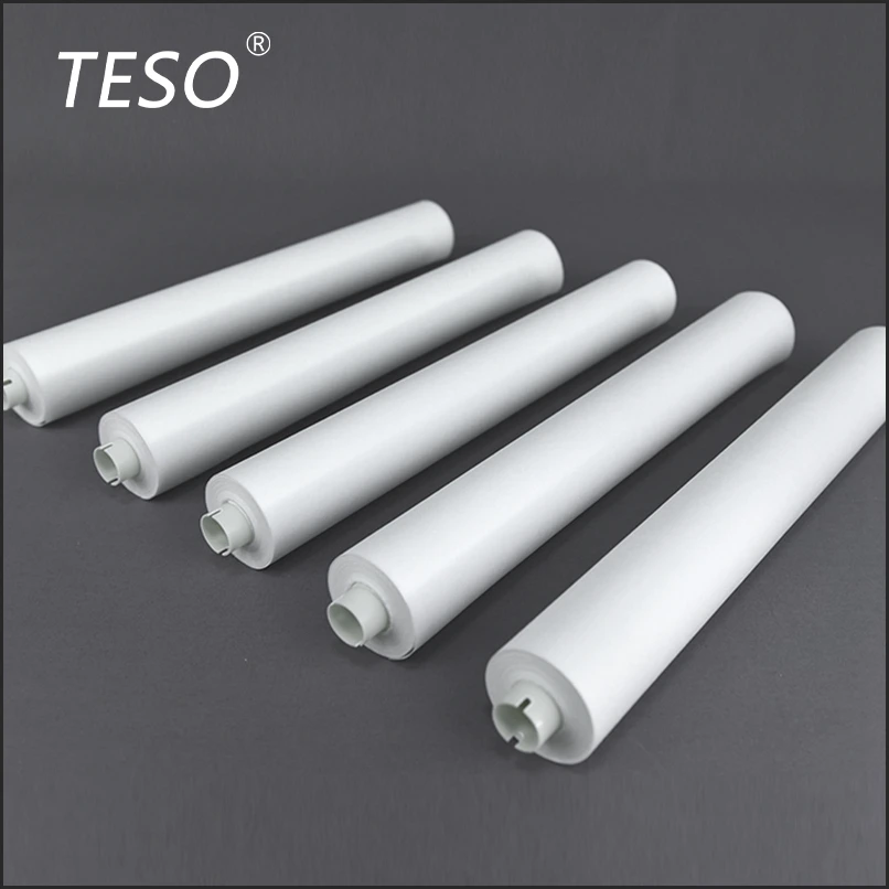 Professional Manufacturer Woodpulp Polyester Wiping Cloth Spunlace Non-woven SMT Industrial Wipes Roll