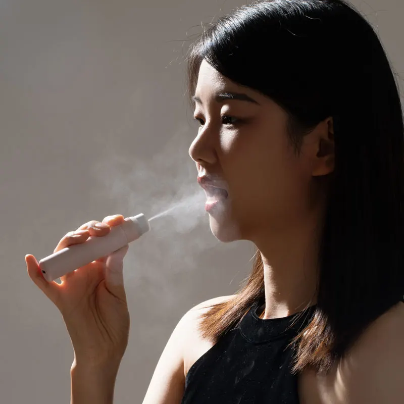 Instant fresh breath Eco-friendly electronic Mouth spray for dry mouth Wireless atomizer oral spray