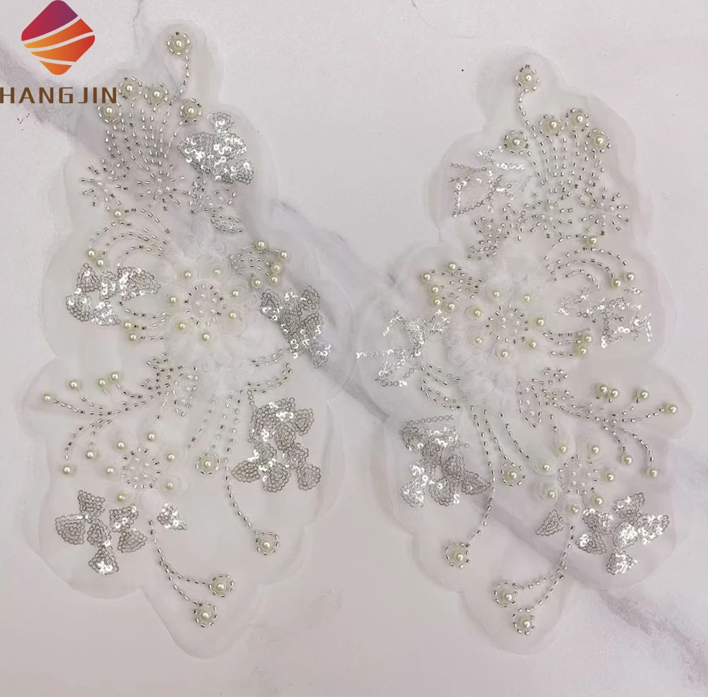 Handmade Embroidered Sewing Lace 3D Flower Patches Applique White Beaded Lace Neckline Applique Accessories For Wedding Dress