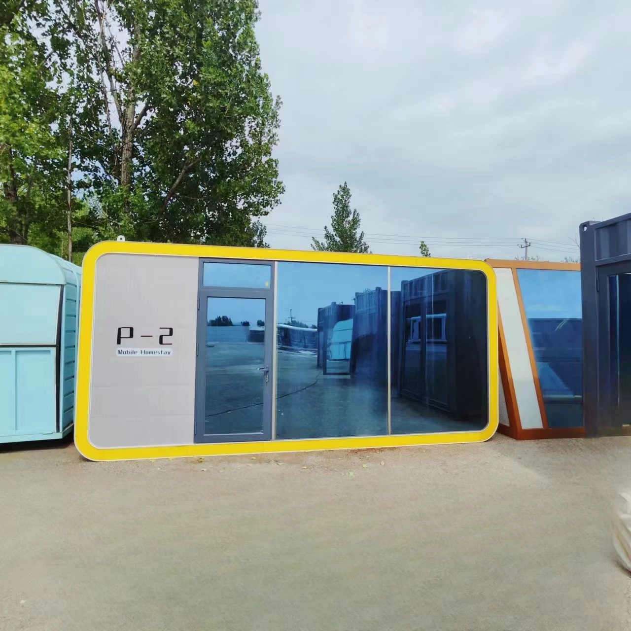 China modular home capsule house price prefabricated apple cabin for sale