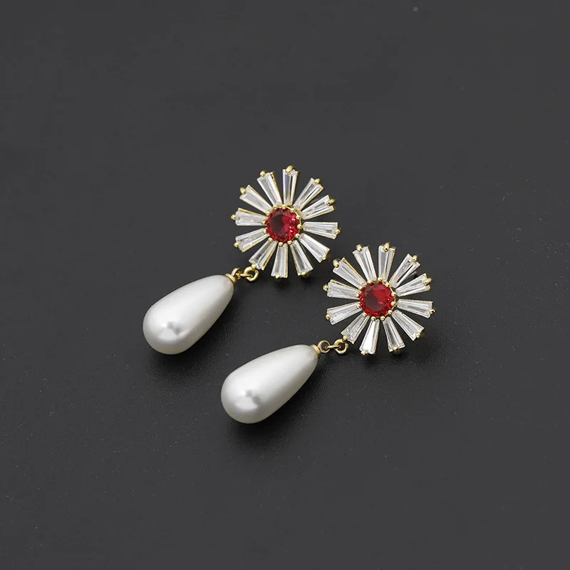 
Temperament Earrings Diamonds Droplets Pearl Accessories Earring Flower 
