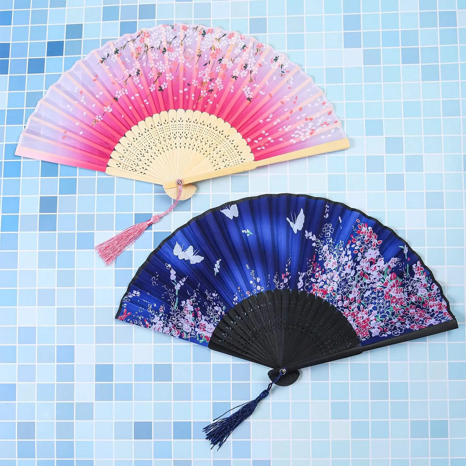 Hand-Held Carved Silk Bamboo Belly Fan Retro-Style Hollow Tzitzit Fan Folding Flower Fan for Business Gift for Men and Women