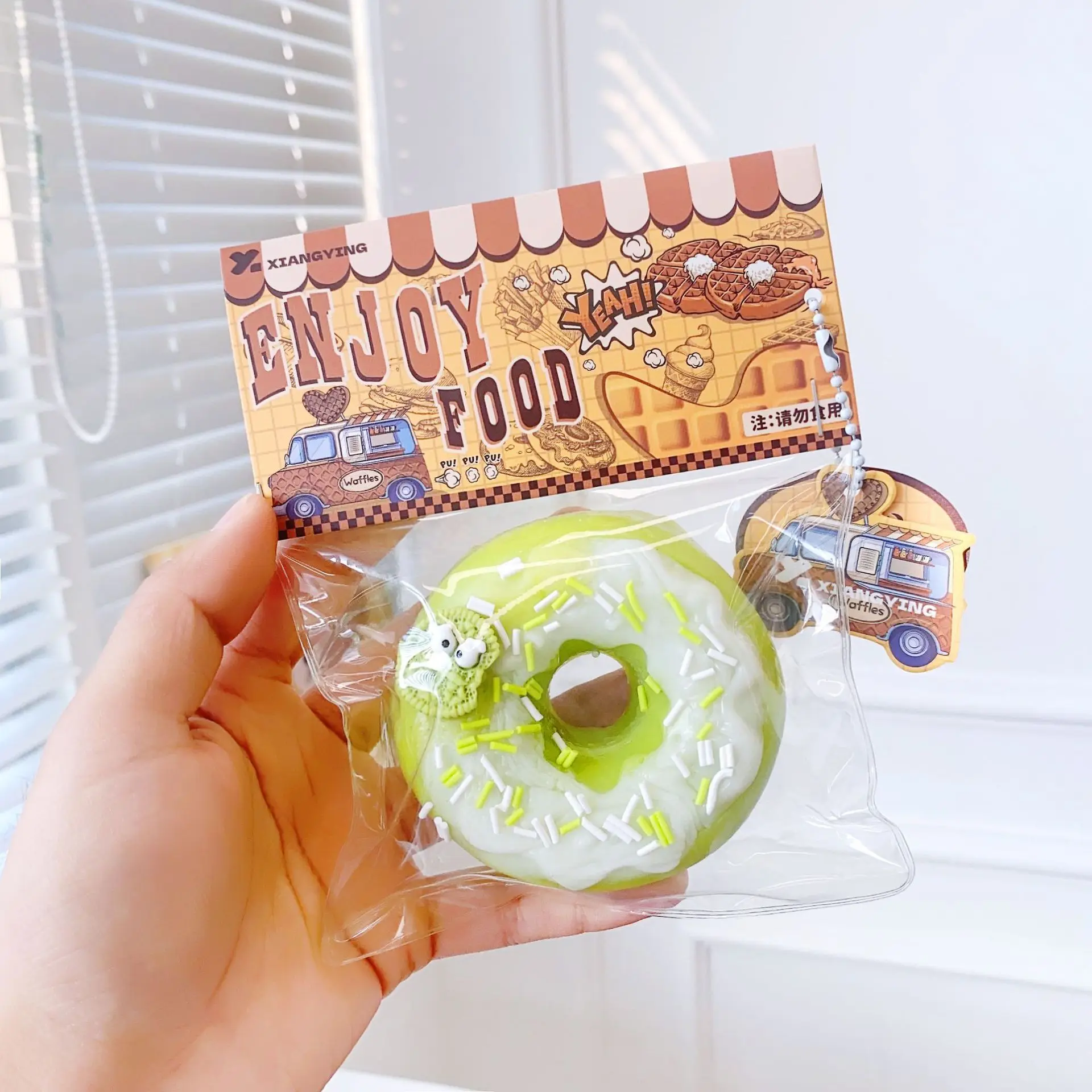 New Arrival Trendy Soft Kawaii Food Desert Doughnuts Toy Bread Shape Novelty Mochi Toy Kids