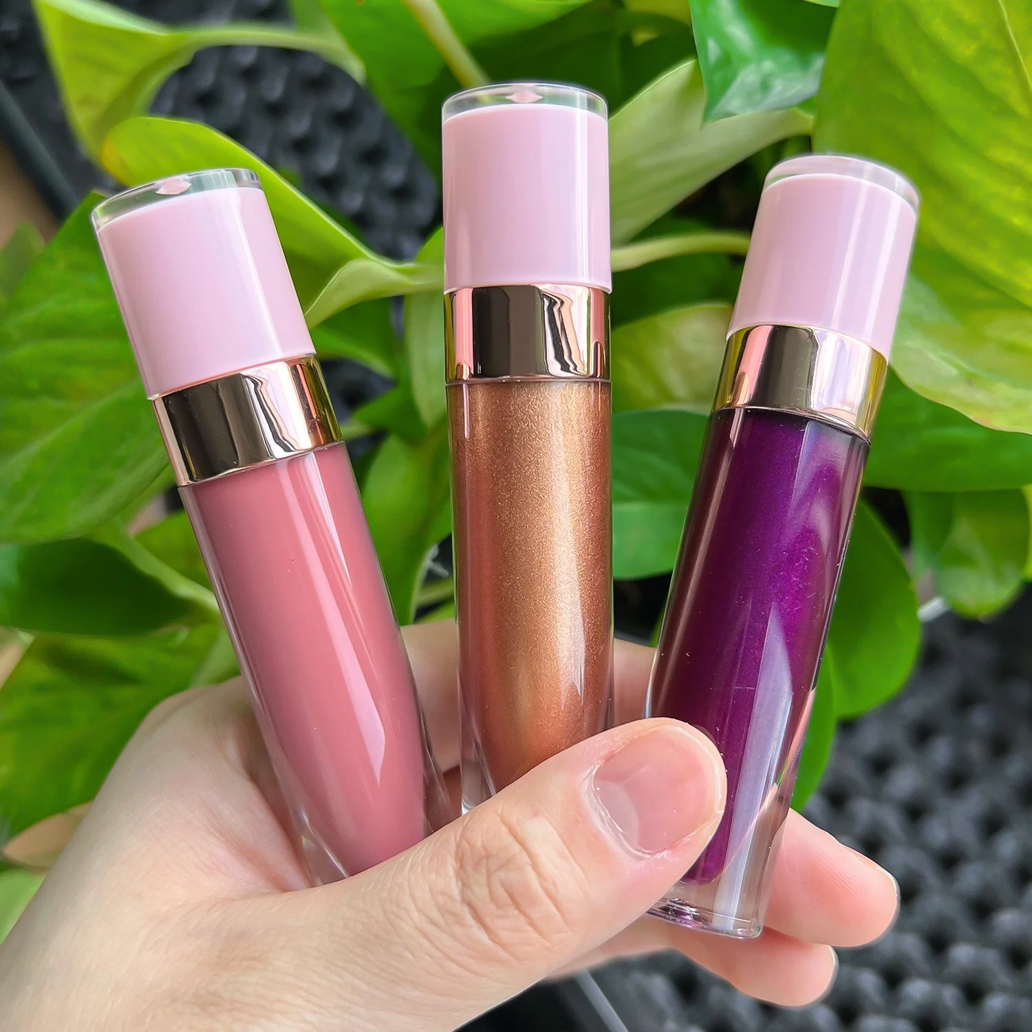 Luxury 24-Hour Matte Lipstick Private Label Nude Lipsticks with Unique Branded Lipstick Tube ODM Supply