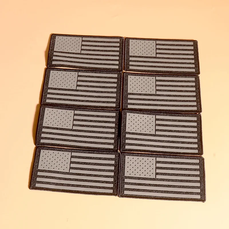 Custom Eco-friendly 3D Soft Plastic PVC Soft Sports Badge Rubber Label Silicone Label With Hook Silicone Armband