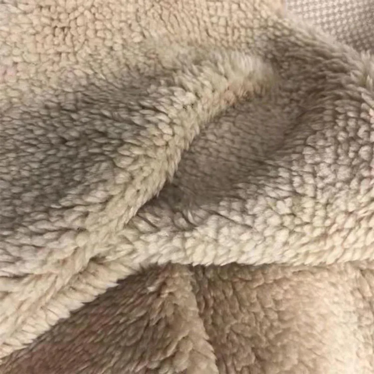 The latest winter 2021 warm 100% polyester knitted Shu velveteen fleece wool Feel soft and comfortable for blanket