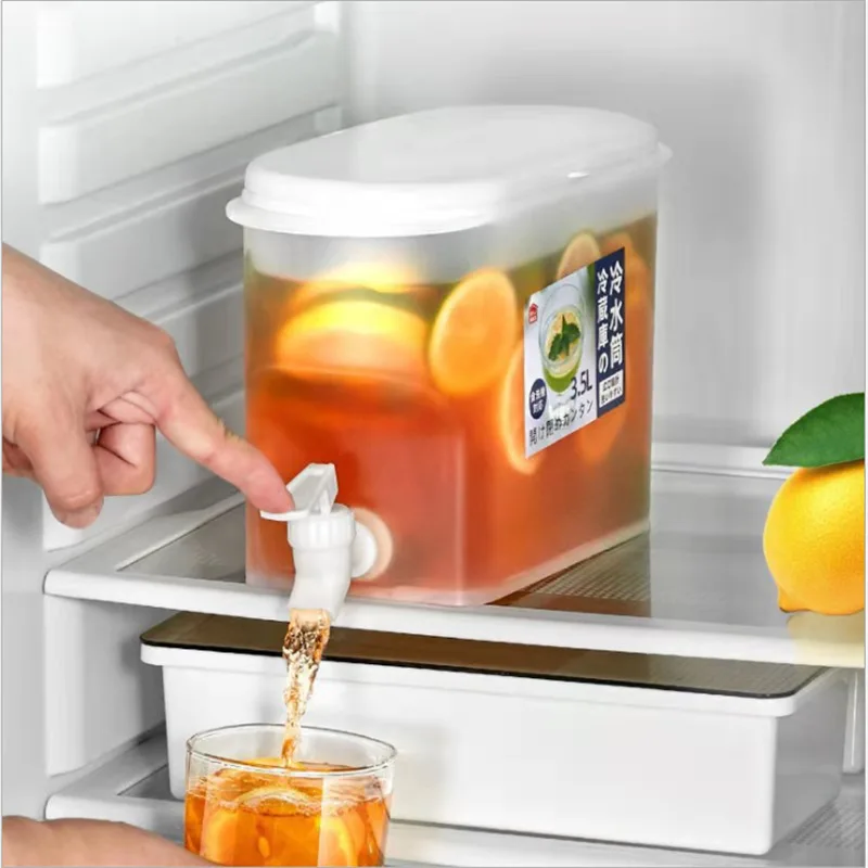 Large Capacity Refrigerator Drinking Juice Storage Bottle Plastic Cold Water Drink Dispenser With Faucet