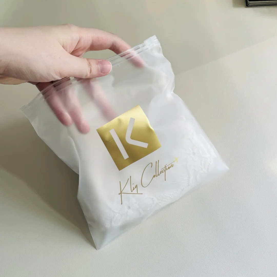 Eco-friendly Custom Printed Biodegradable Frosted sealing zipper lock bag For Clothes Shirt Swimwear Packaging