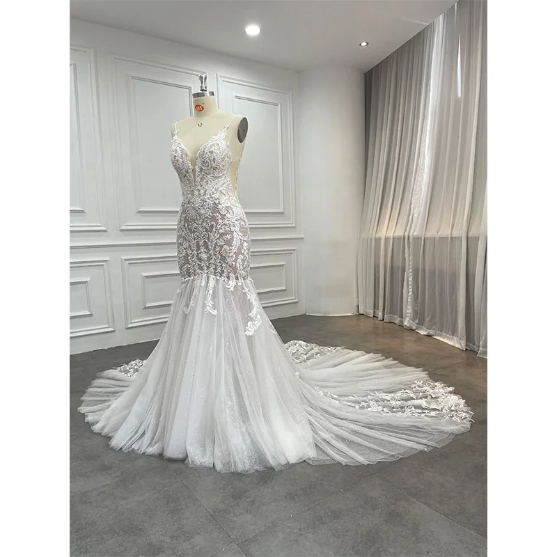 Manufacturers Mermaid Trumpet Sparkle Heavily Beaded Bridal Gown Lace Applique Crystal Plunging V Wedding Dress with Long Veil