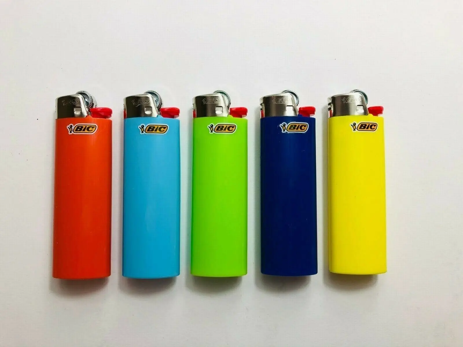 Bic Классическая сигарета разных цветов 50 Count Франция большая Макси J26 зажигалка