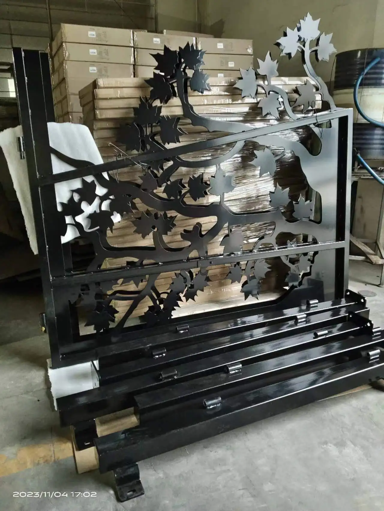 The motor is automatically open Munich Style Dual Swing Laser cut Galvanized Steel Metal Wrought Iron Fence Panel Gate 16 x7 ft