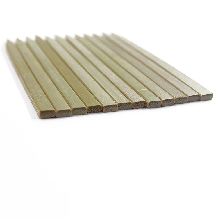 2024 Wholesale Natural Bamboo Flat Skewer Craft Sticks Grill Flat Skewers Outdoor BBQ Food Cleaning Custom Logo Bag Packed Party
