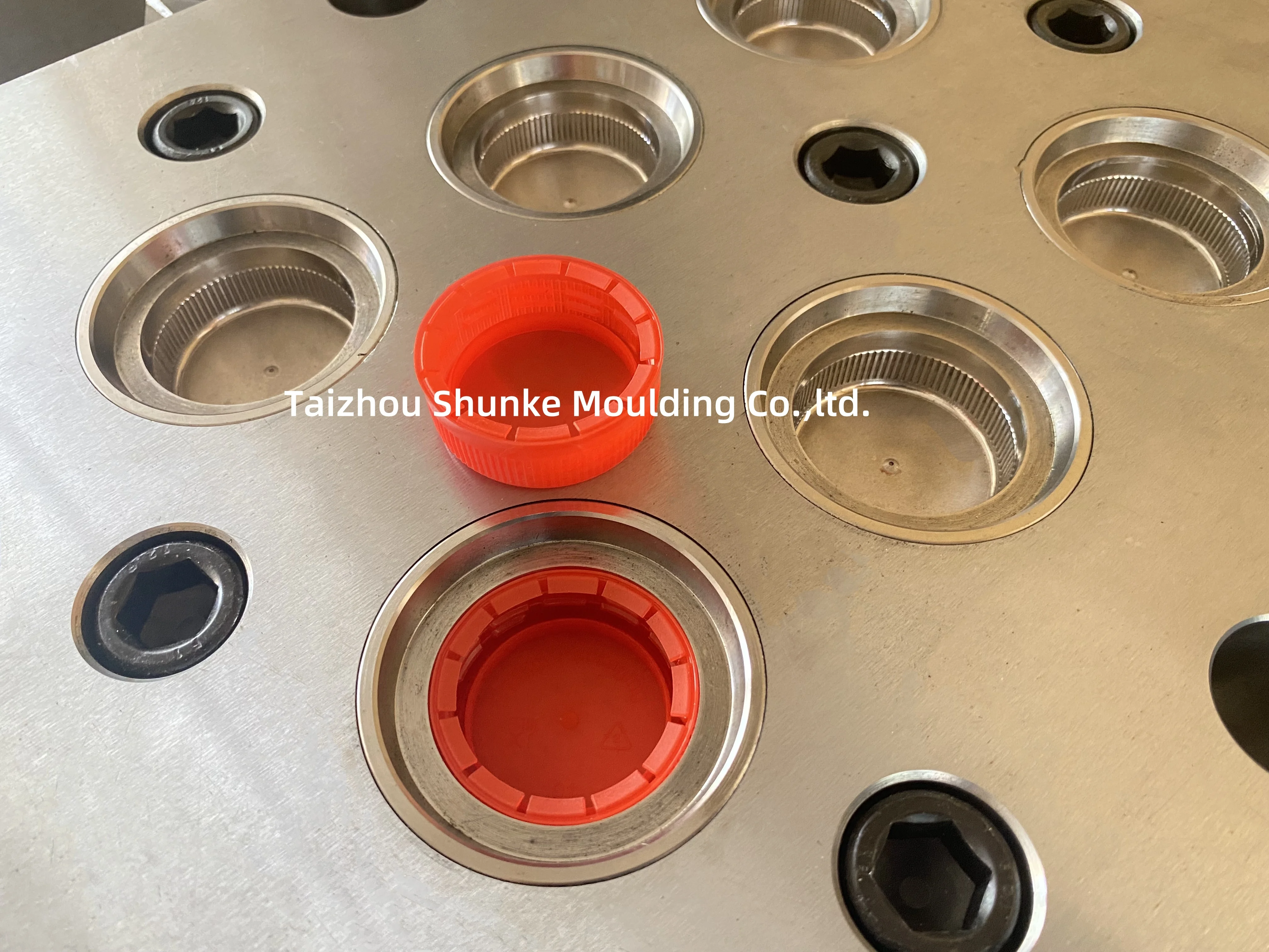 38mm bottle cap injection mold water bottle cap mold plastic injection molds manufacturer injection molding companies