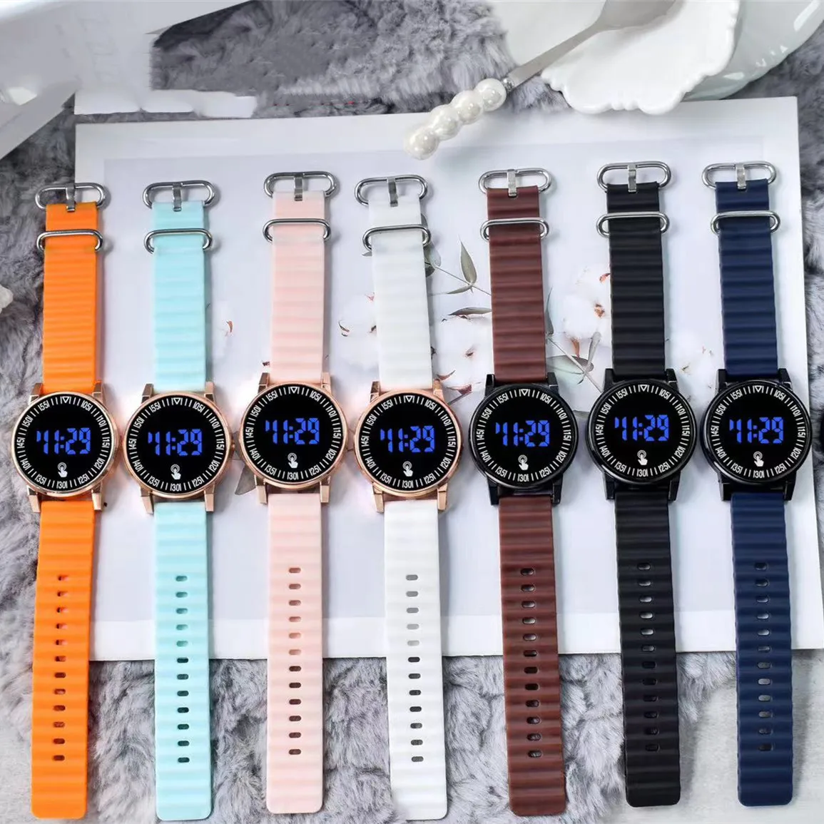 2024 new round touch screen LED display time sports wrist watch for men women multi color M145 digital watches