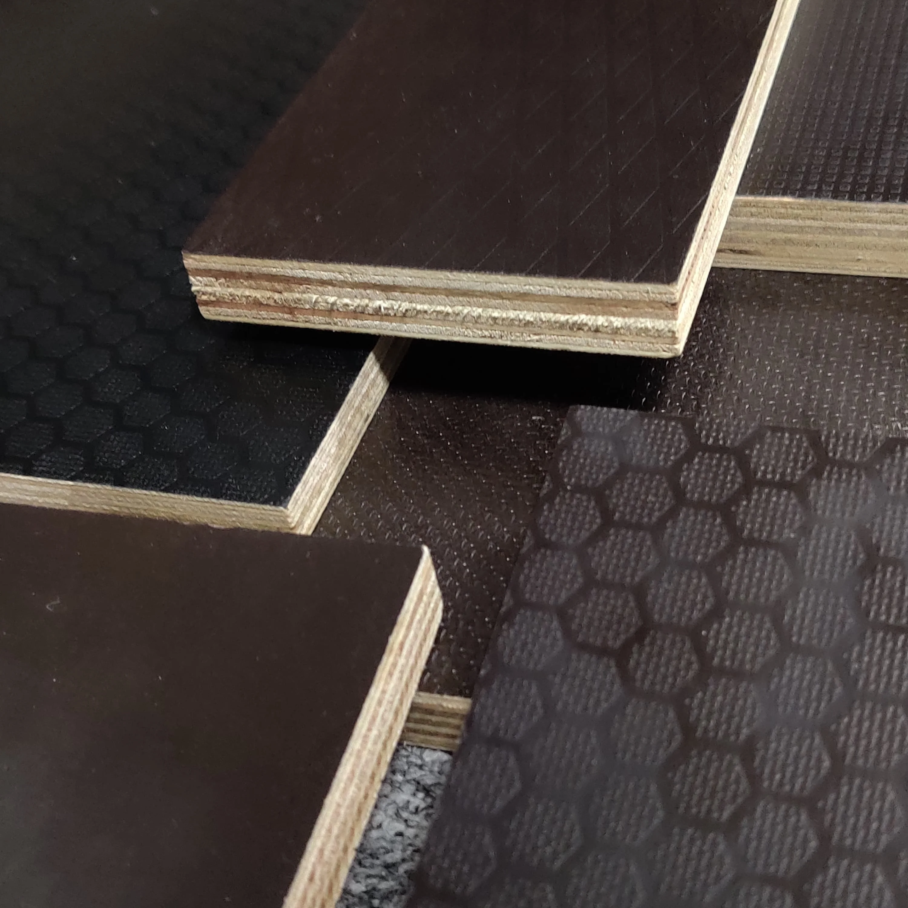 1220*2440mm brown Film Faced Plywood 12mm waterproof anti slip for shuttering formwork