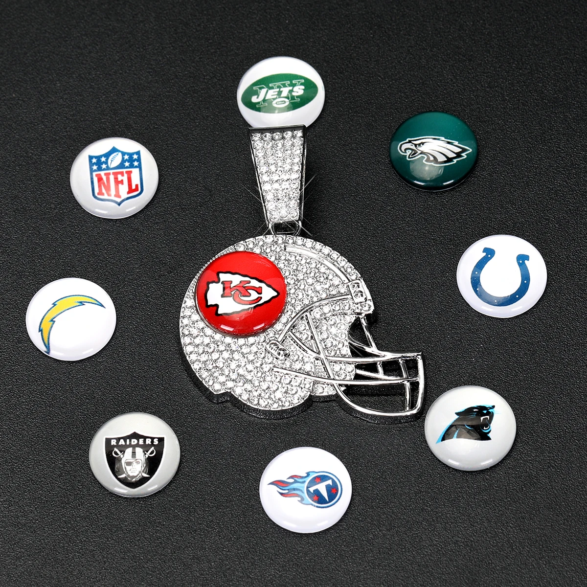 Customize Team Helmet Party Football Helmets Necklace Charm Sports Pendant for Baseball Basketball Football Fans
