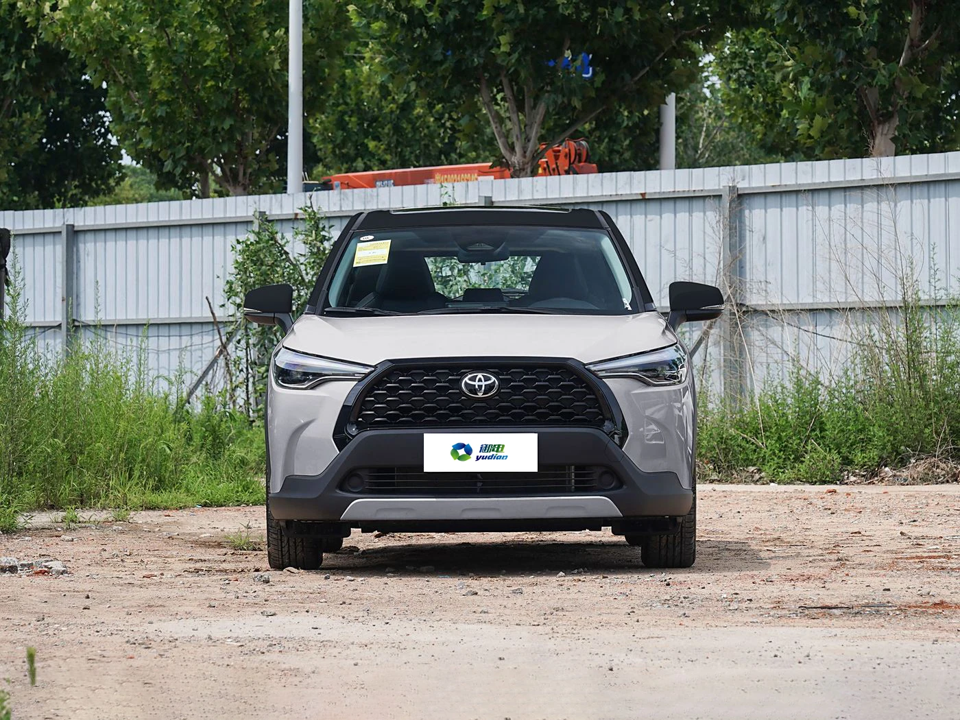 Подержанный автомобиль 2024 года TOYOTA COROLLA CROSS 2.0L CVT компактный кроссовер бензиновый 5-местный высокопроизводительный внедорожник