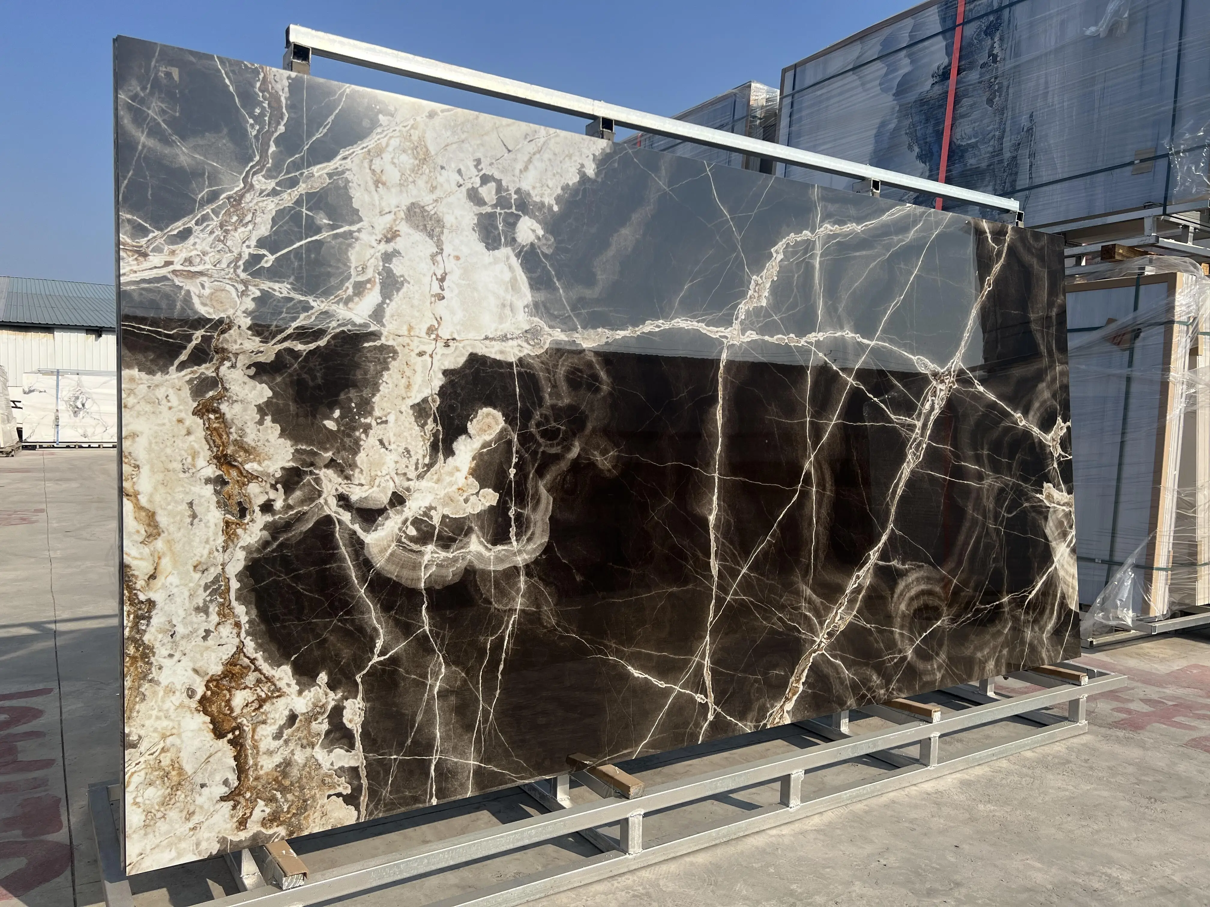 Best Selling Custom Artificial Black crystal jade quartz stone slabs splash proof indoor countertops sintered stone