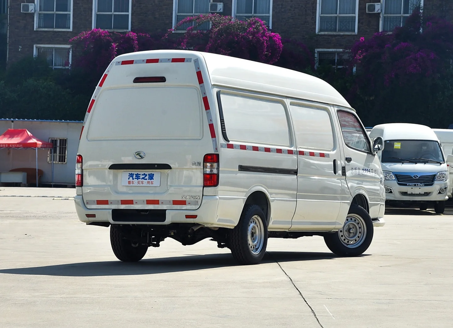 Kinglong Jinwei New Minivan Minibus Van Hydraulic Steering System Left Hand Drive R15 Tires Available CNG Petrol Gasoline