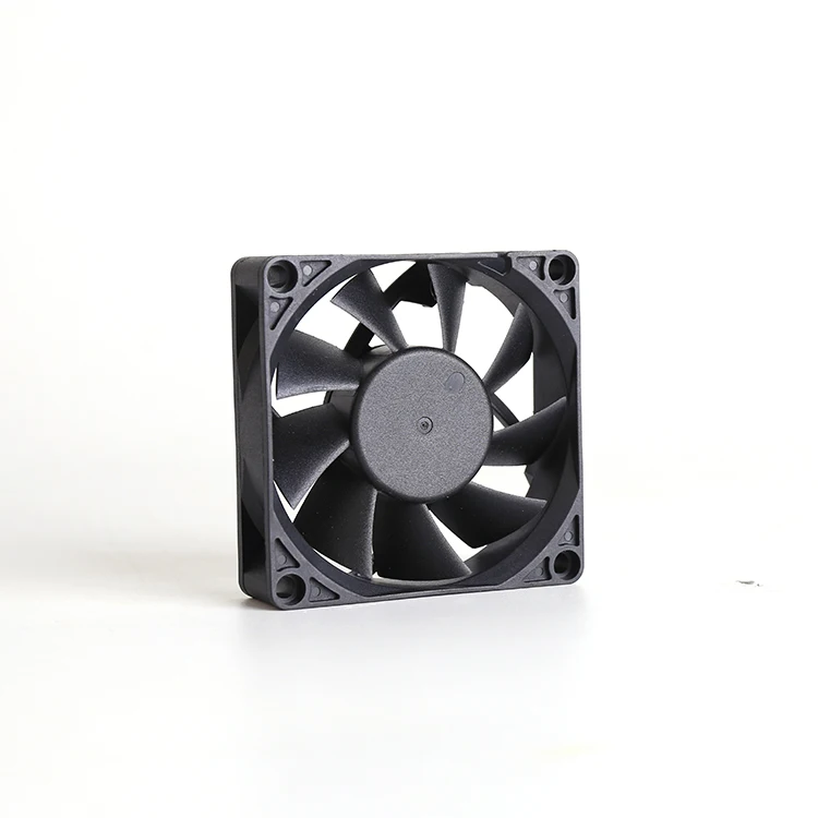 Factory Direct Sale Wholesale Customize High Quality 7020 3wire Dc Brushless Fan 12v Pwm Cpu Motor Fans Cooling
