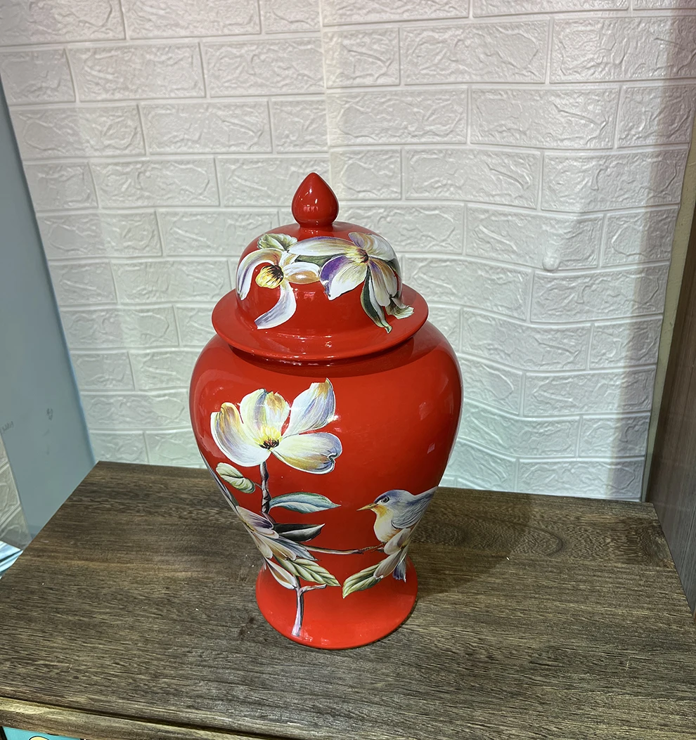Traditional antique Chinese style red and white luxury ceramic ginger jar with flower patterns as business gift