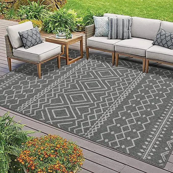 OEM customization Logo machine washing reversible waterproof durable door mat picnic rug home decoration mat