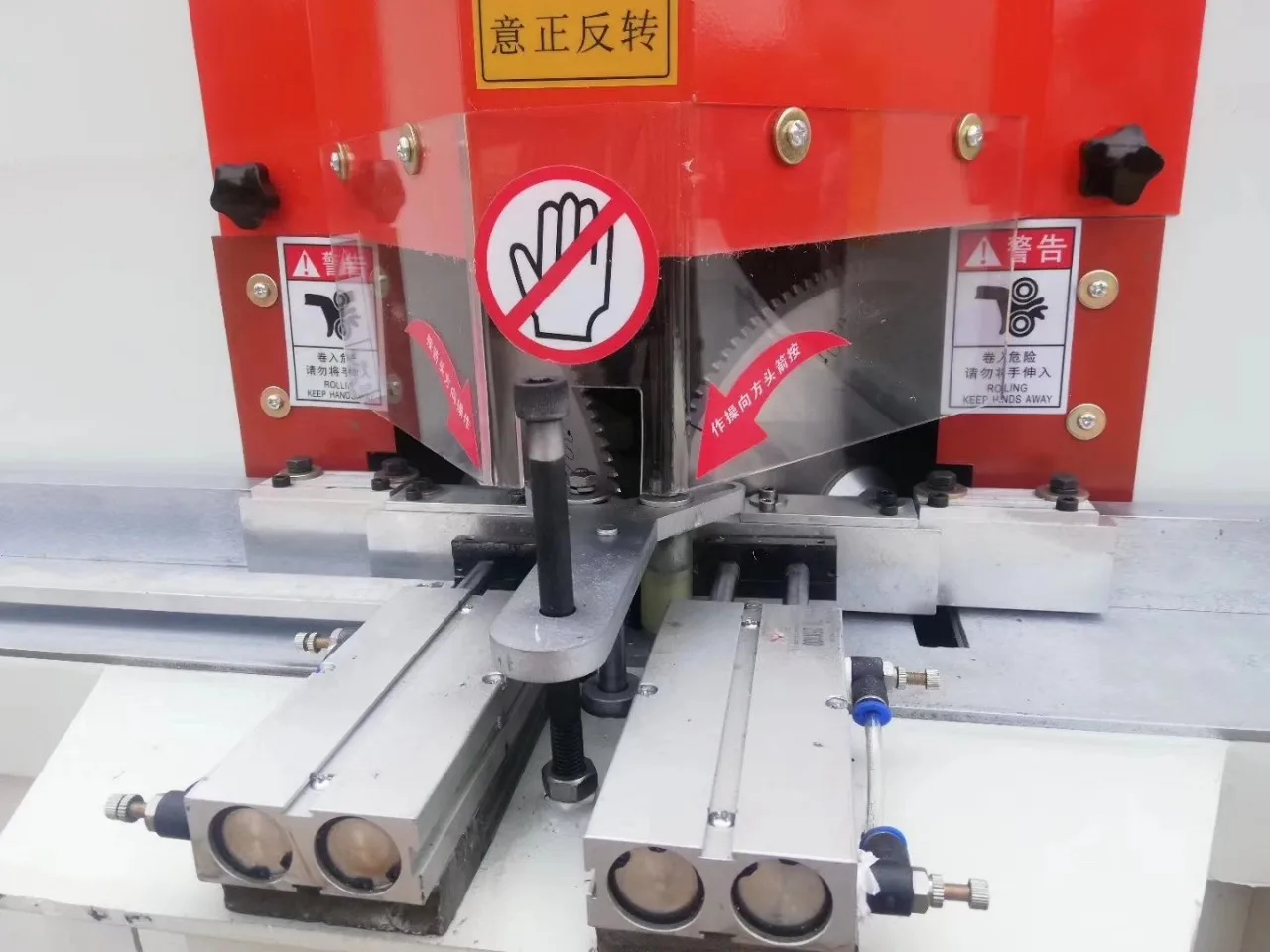 Wood and aluminum cut off saw double head mitre saw double head cnc aluminum windows cutting saw machine