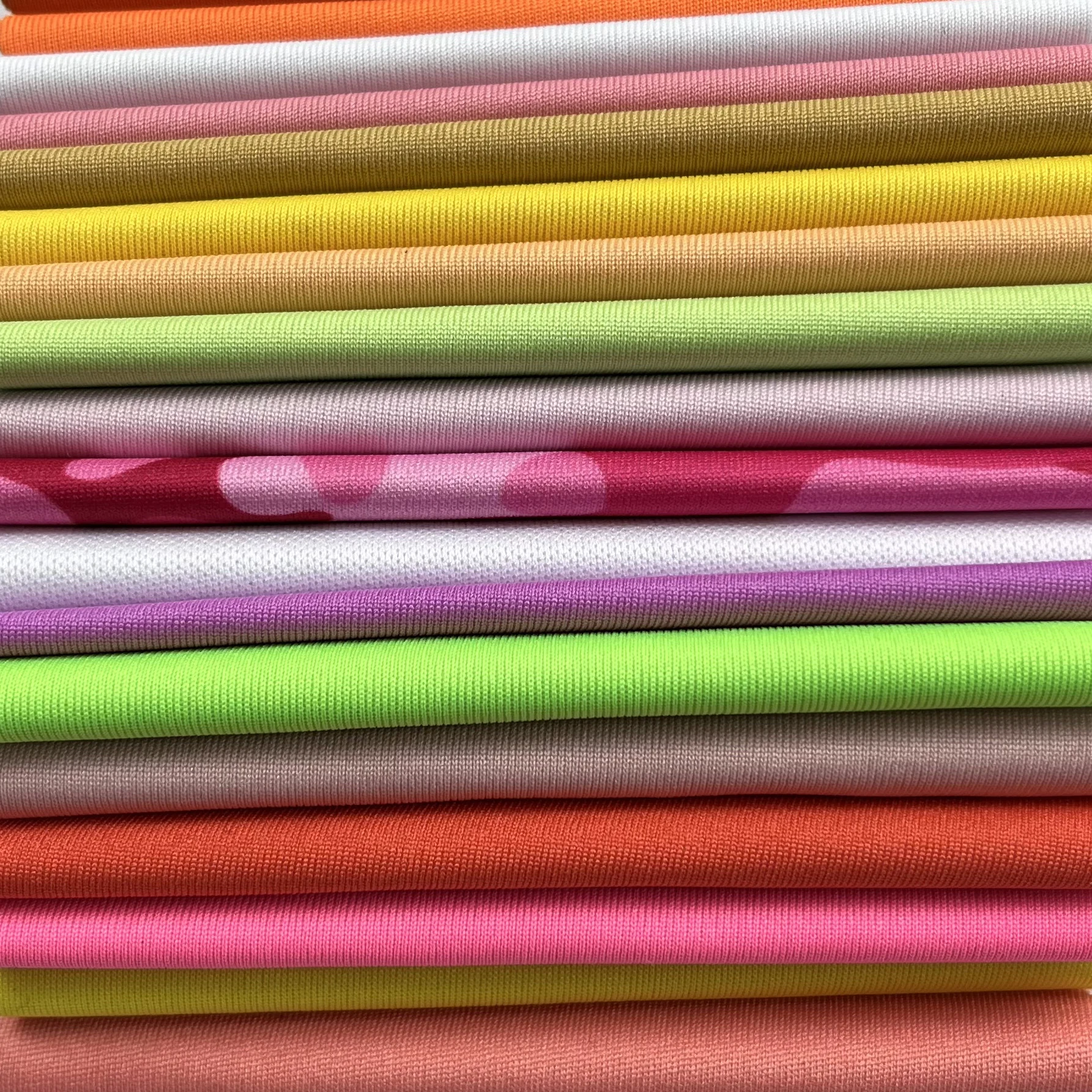 UOO Cheap Foam Neoprene Polyurethane Foam Rubber Neoprene Materiao Double Sided Polyester Fabric Rubber Sheets for Can Cooler