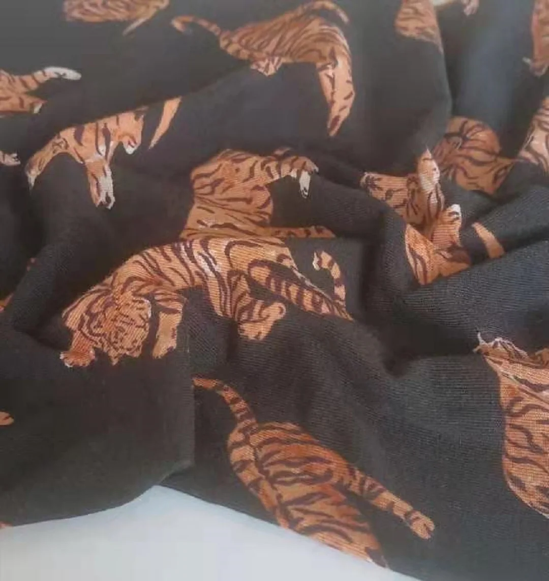 
Leopard printed Cotton Spandex Printed Jersey Fabric 