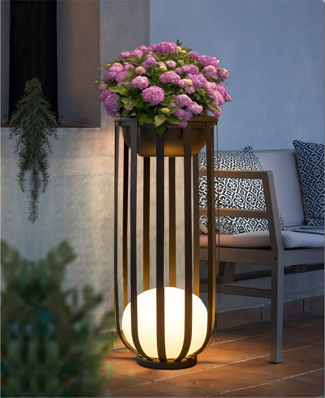 IP65 outdoor practical column solar garden decorative flowerpot atmosphere garden lamp made in Zhongshan
