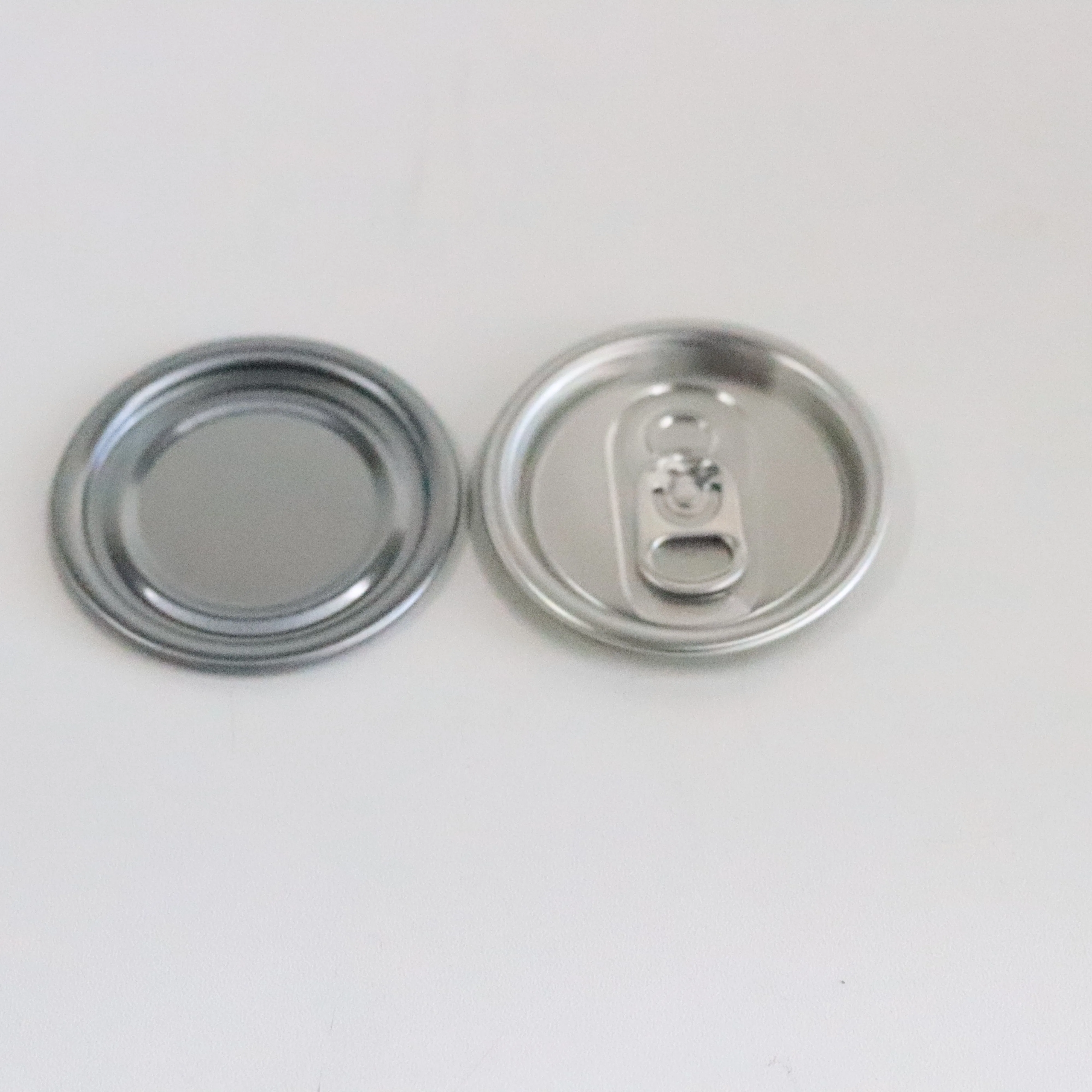 2oz 100ml beverage TIN can ,vodka ,wishkey ,juice ,energy drink beverage with 200 lids