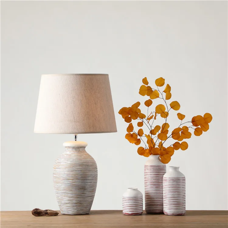 Wholesale nordic design hotel home decoration desk light modern bedside resin table lamp