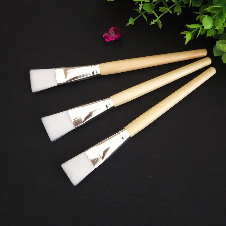 
factory wholesale price facial soft nylon hair head Wooden wood handle makeup brushes barcode service applicator 