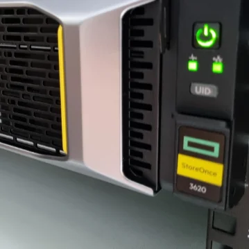 BB954A HPE StoreOnce 3620 24 ТБ системы с 16 ТБ полезного локальный диск для хранения