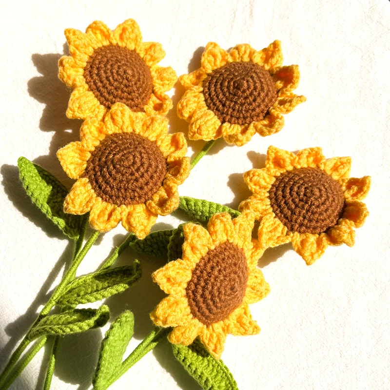 UKIQUEEN Wholesale Handmade Wool Smelling Face Finished Products Crochet Sunflowers Crochet Flowers