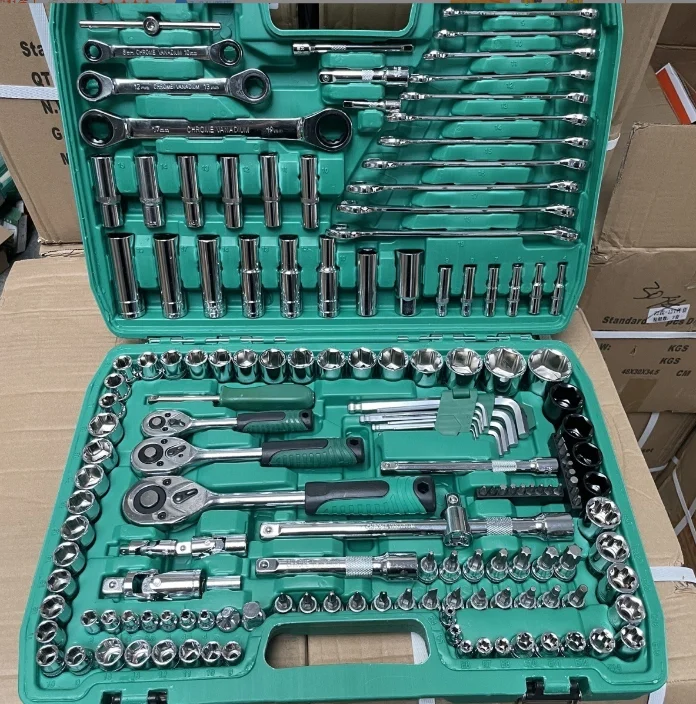 Hot Selling 151 Pieces Complete Mechanical Professional Socket Wrench Set Chrome Vanadium Car Repair Torx Wrench Set