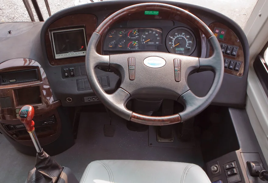 KLQ 6149Q HIGER BUS Economical Custom Design China Tour Bus Coach Luxury