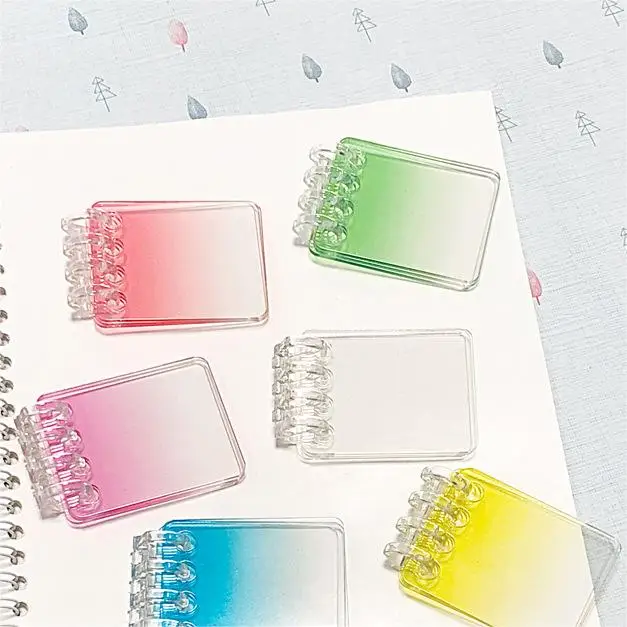 Promotion Plastic Acrylic Charm Anime Keychains Comicbook Customised Clear Color Anime Acrylic Decoration Keychain Charm