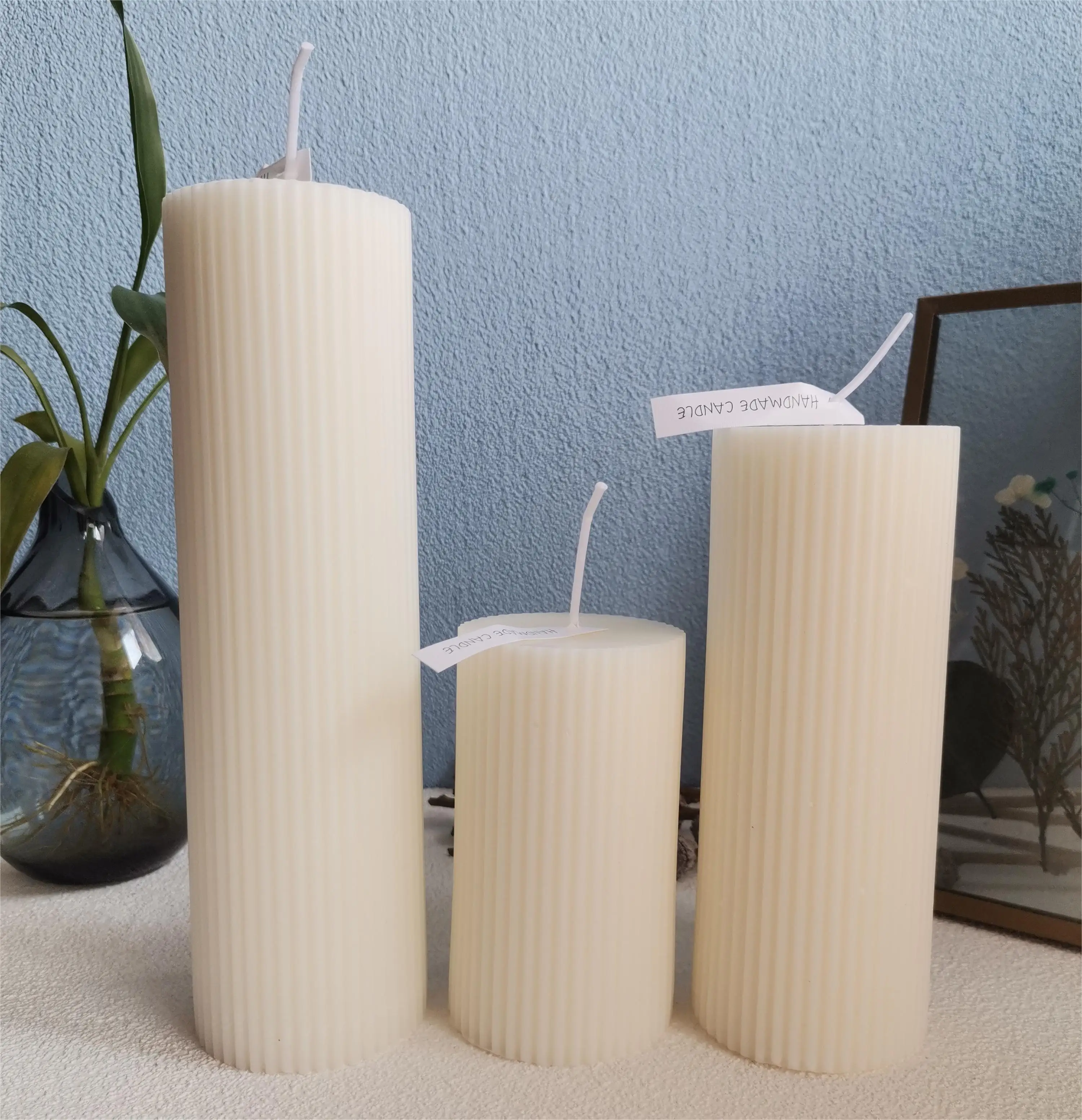 Wholesale Export Private Label Ivory White Vertical Stripe Pillar Candles for Banquet Wedding Home Decoration