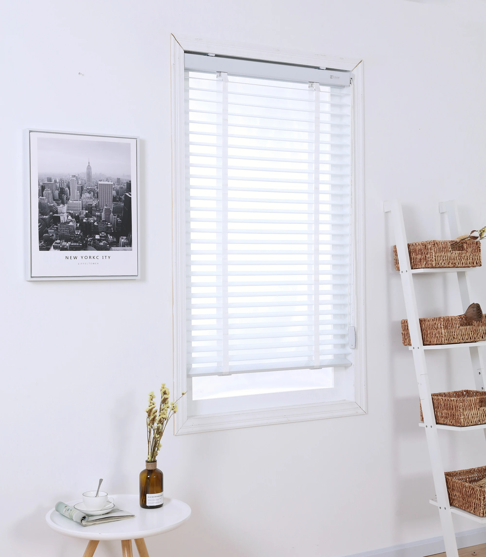 Wholesale Venetian Shutter Window Wood Shutter Blinds