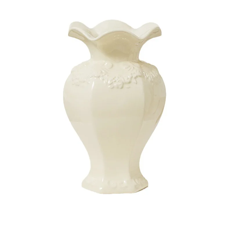 European Retro Ceramic Art Relief Vase Emulated Rose Flower Wavy Hexagonal Bottle for Wedding Hotel Desktop Flower Decoration