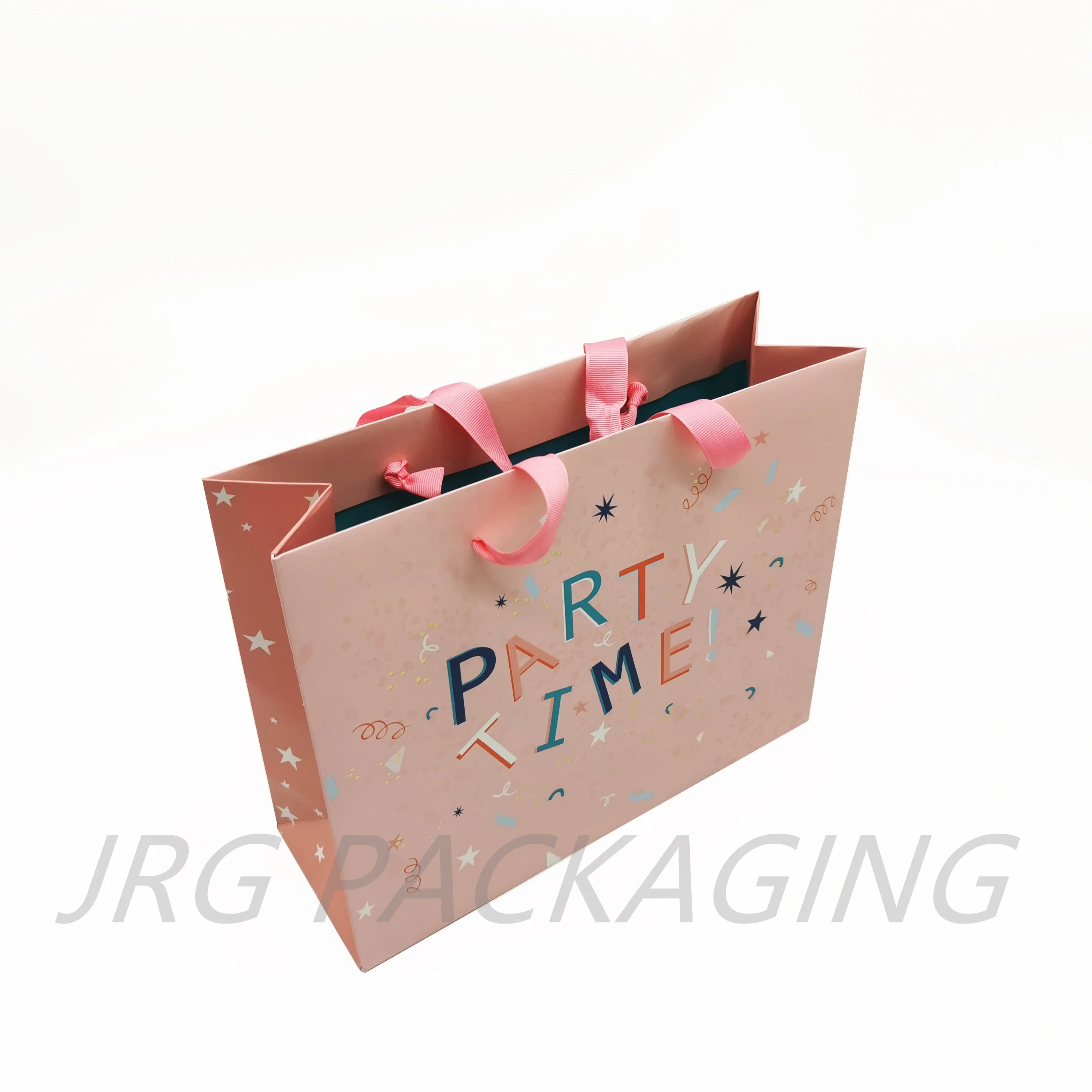 Premium Custom Logo Design Boutique Christmas Kraft Paper Bags Gift Wrapping Bags With Your Own Logo Handle Shopping bags