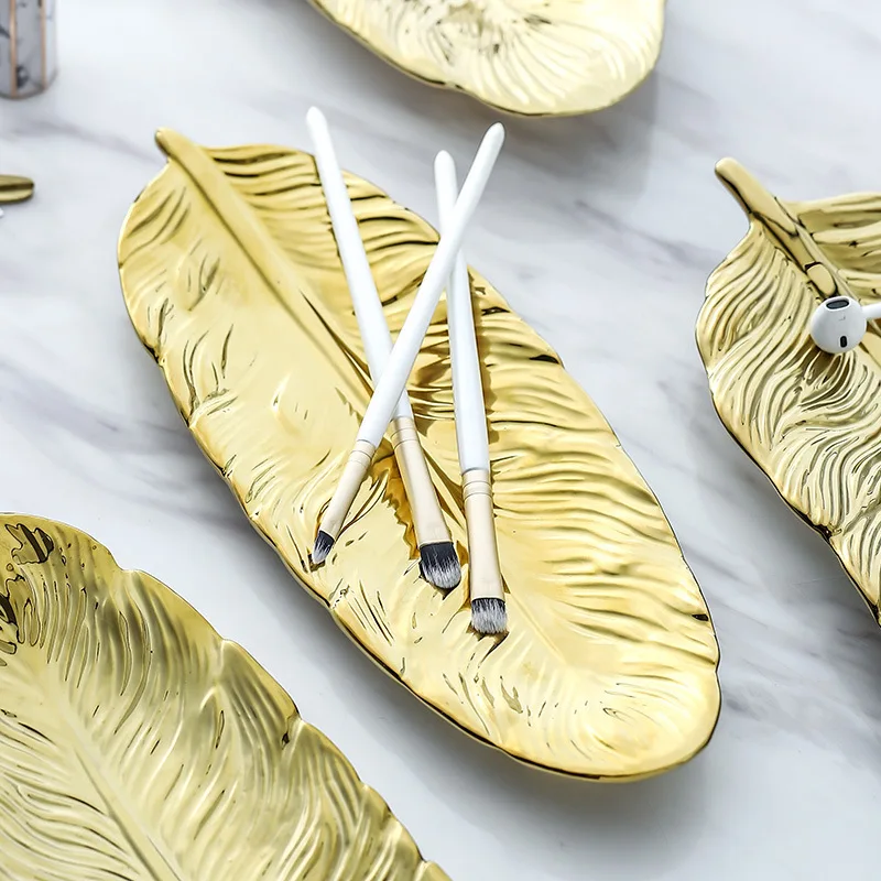 light luxury Nordic ceramic golden feather jewelry storage tray