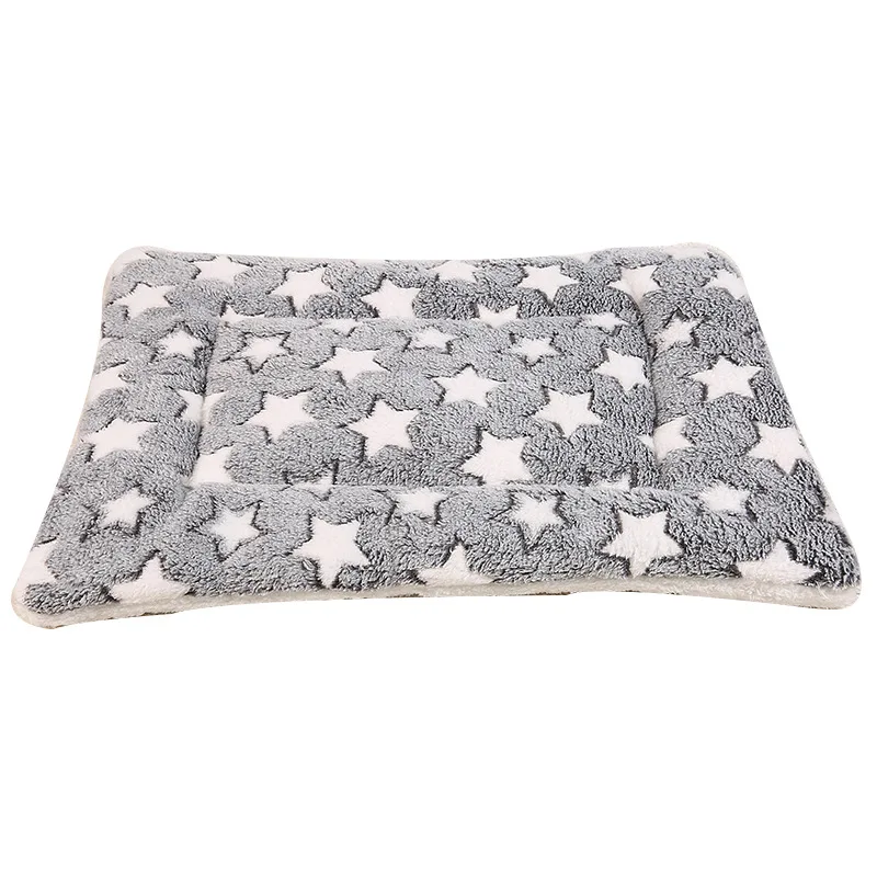 Wholesale Custom High Quality Soft Plush Waterproof Luxury Cat Blanket Fleece Pet Dog Blanket Car