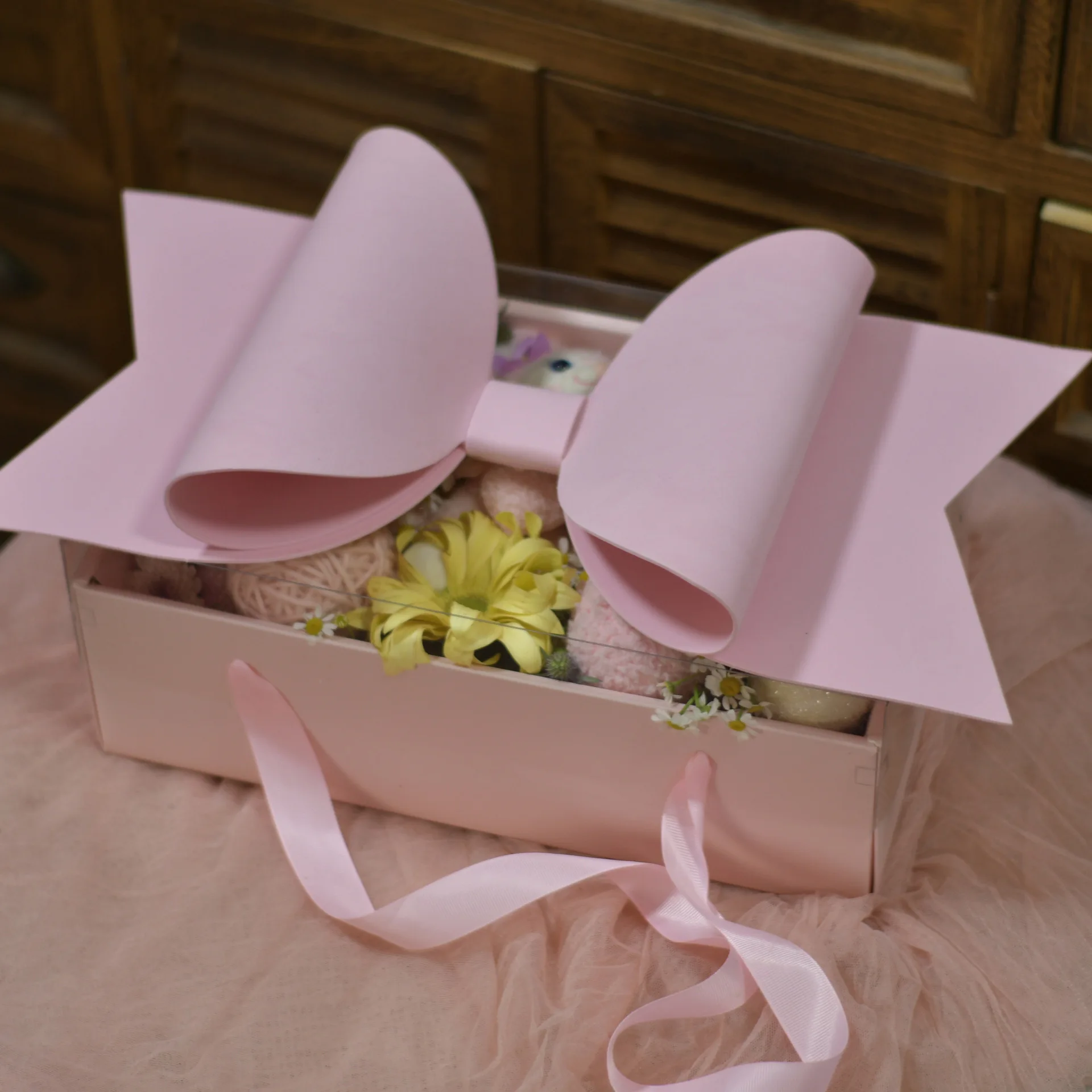 AN Bow flower transparent fruit flower New Year gift box packaging hand gift box portable flower cake box