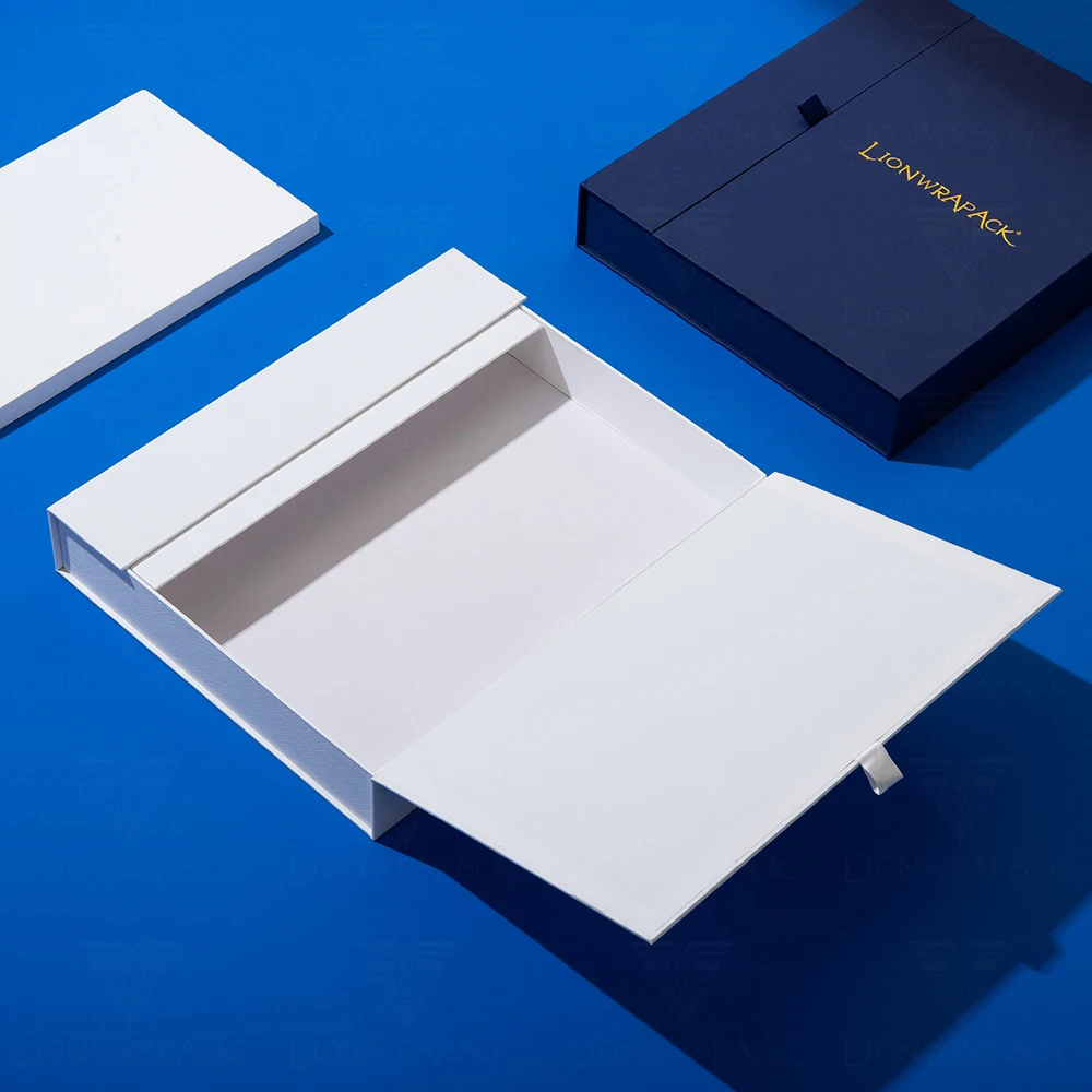 Lionwrapack Custom Logo Gift Boxes Eco-Friendly Recyclable Paper Packaging Large Clothing Shipping Boxes Textured Art Paper Box
