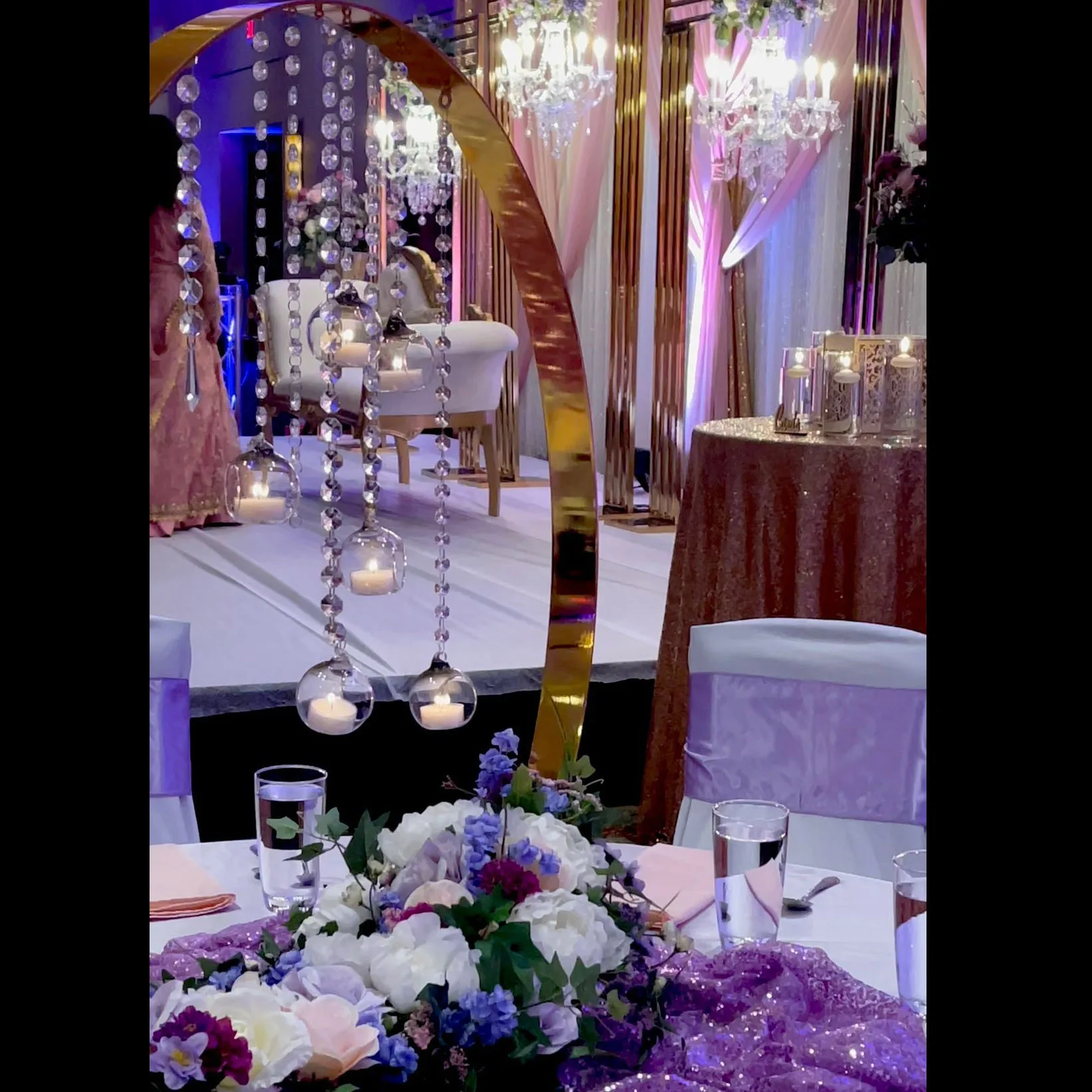 ZT-354  Wholesale hanging candle holders lighted flower gold hoop round stand for chandelier wedding centerpieces