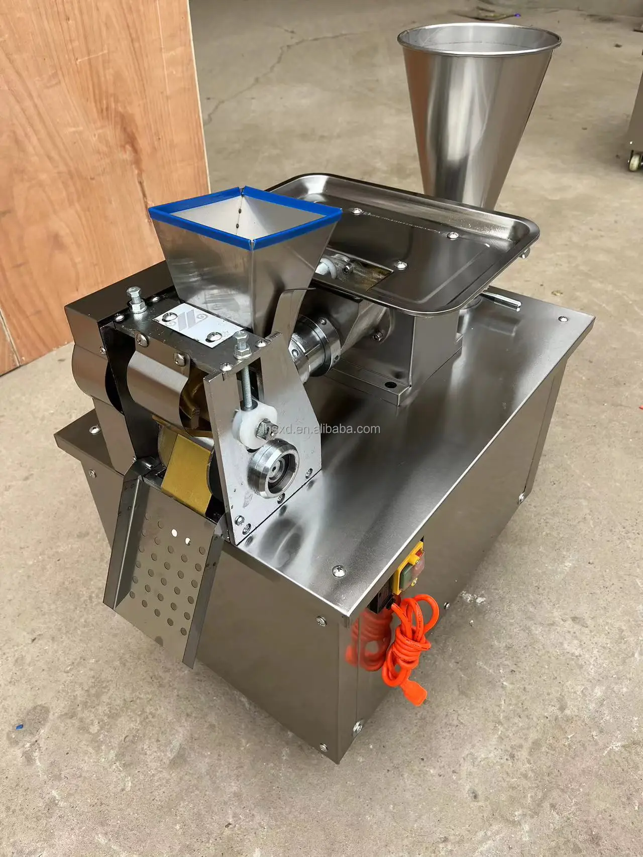 Grain product making machine samosa dumpling spring roll pelmeni making machine