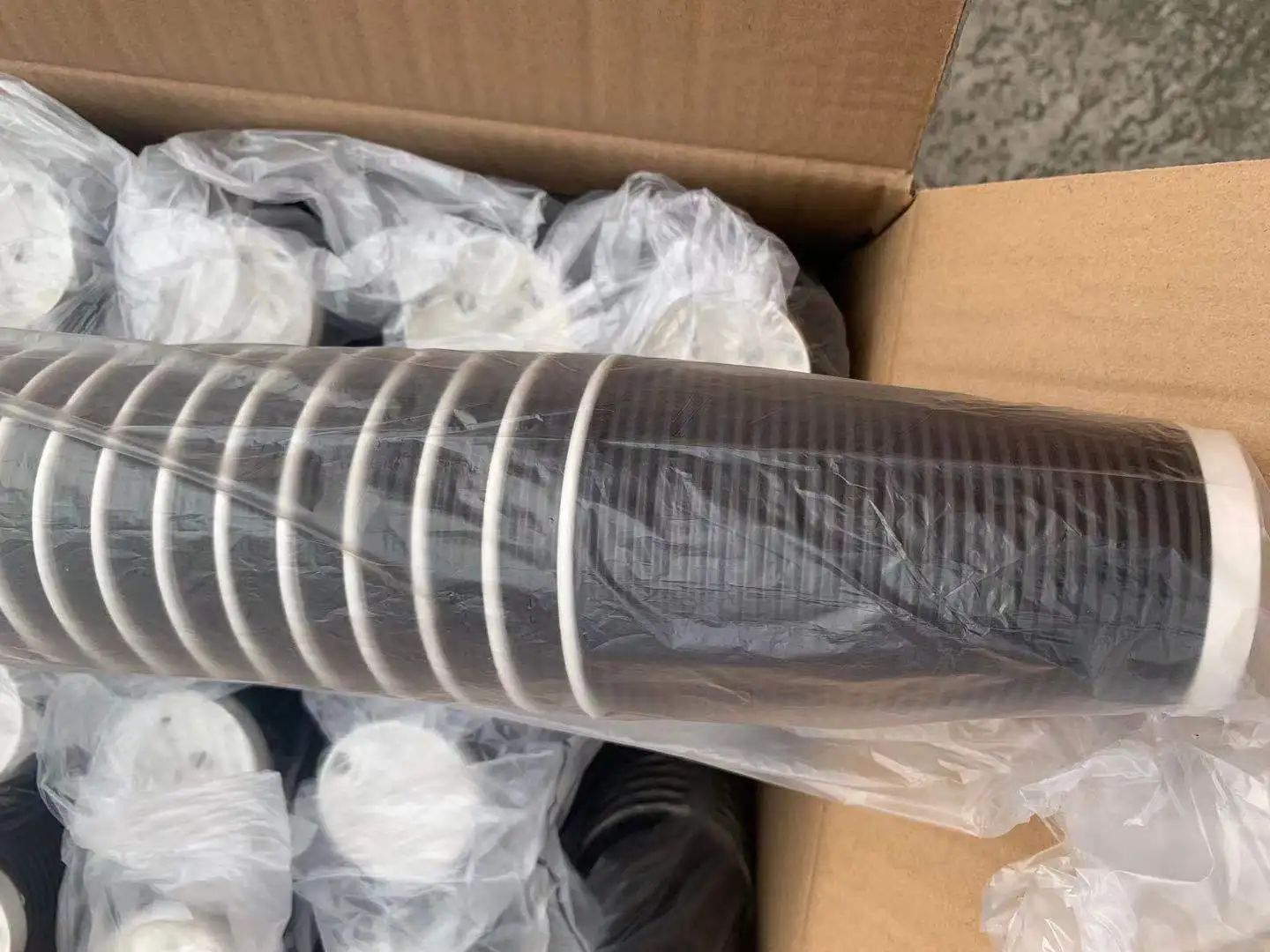 PLA lining paper cups ripple wall black color coffee paper cup coffee cups with lids 12 oz